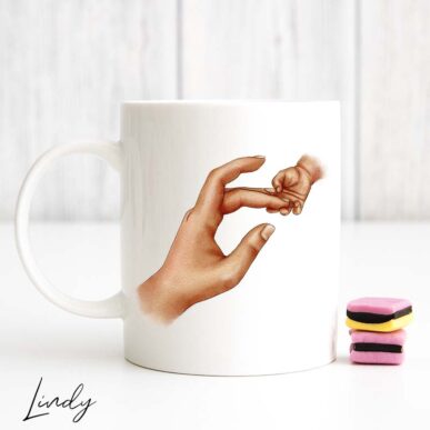 Персонализирана чаша за подарък с ръка на майка и дете