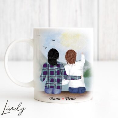 Персонализирана чаша за подарък "Две приятелки на планина"