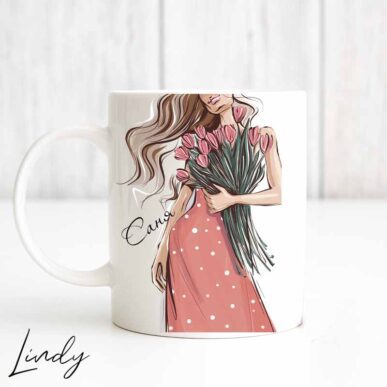 Персонализирана чаша за подарък "Момиче с лалета"