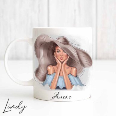 Персонализирана чаша за подарък "Момиче с капела"