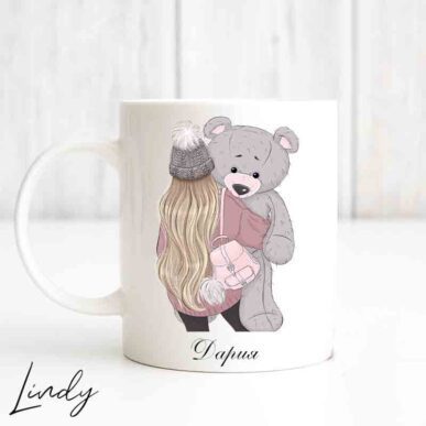 Персонализирана чаша за подарък "Момиче с мече"