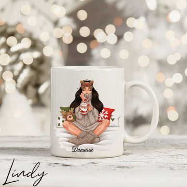 Персонализирана чаша за подарък "Коледно момиче с чаша"