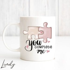 Чаша за подарък с надпис "You complete me"