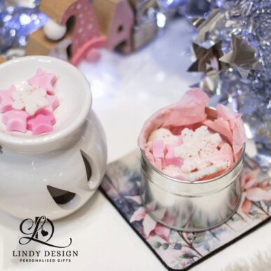 Ароматни восъчни коледни фигури, предназначени за арома лампа - малка кутийка с арома лампа