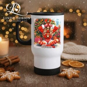 Коледна термо чаша Момиче пред коледна елха