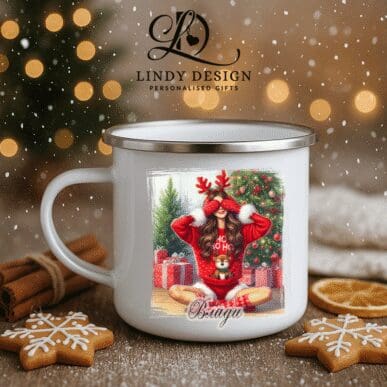 Емайлирано канче „Момиче пред коледна елха“