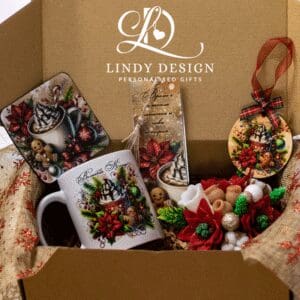 Коледна кутия с чаша книгоразделител орнамент подложка и ароматна кашпа Избор на вид чаша и възможност за персонализация с име